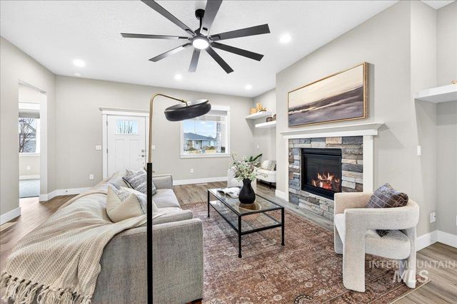 63 S Ravine Way, Nampa, ID 83687