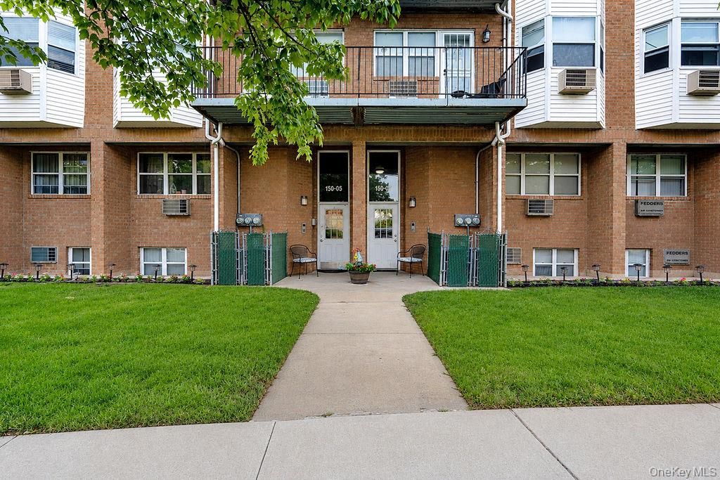 150-07 95th Street 3, Ozone Park, NY 11417