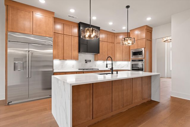 342 Raintree Drive, Hendersonville, TN 37075