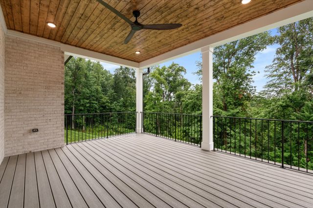 342 Raintree Drive, Hendersonville, TN 37075