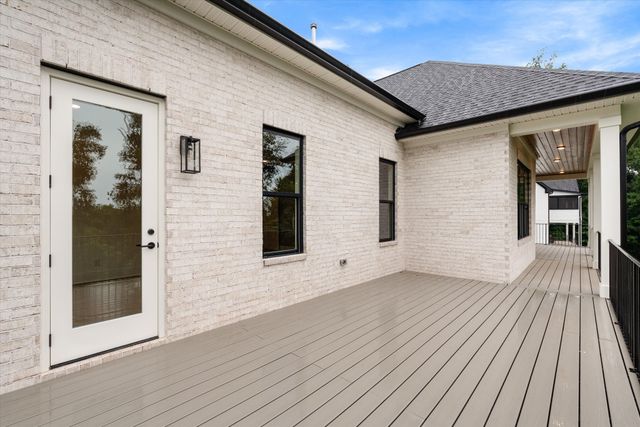 342 Raintree Drive, Hendersonville, TN 37075