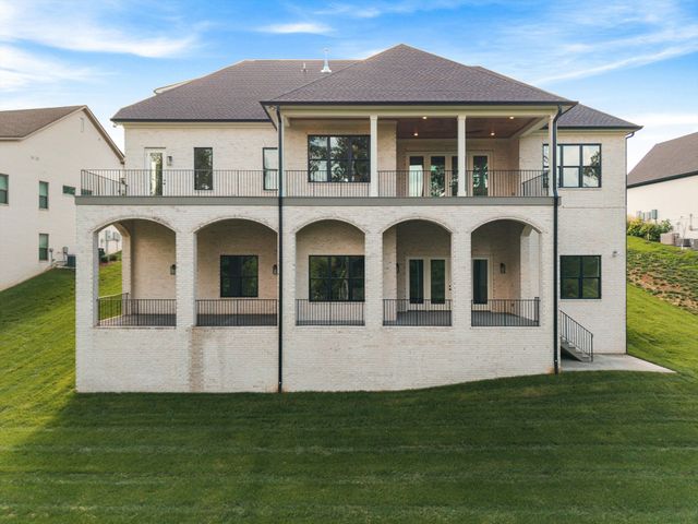 342 Raintree Drive, Hendersonville, TN 37075