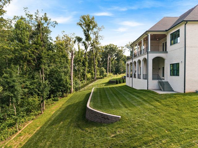 342 Raintree Drive, Hendersonville, TN 37075