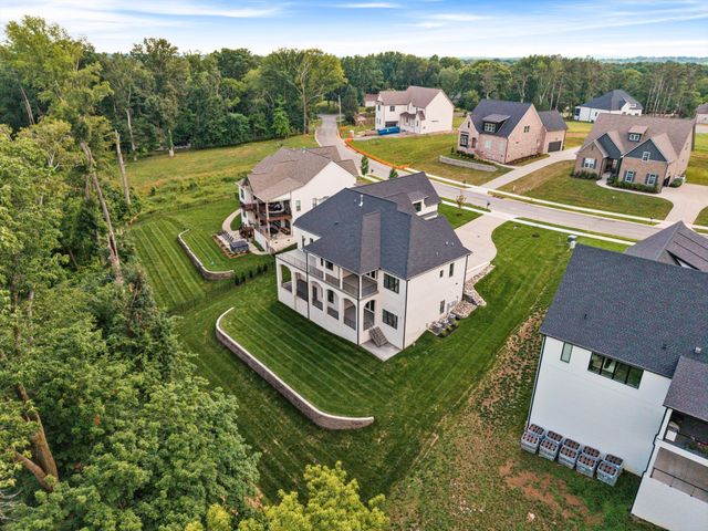 342 Raintree Drive, Hendersonville, TN 37075