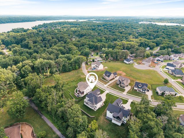 342 Raintree Drive, Hendersonville, TN 37075