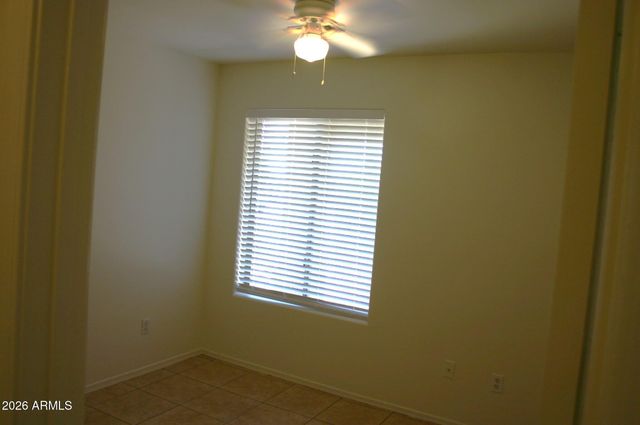 516 E VOGEL Avenue, Phoenix, AZ 85020