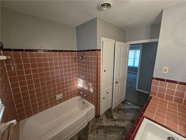 4502 Moravian Dr, Corpus Christi, TX 78415