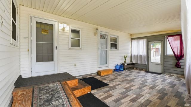 5525 Fairfield Avenue, Fort Wayne, IN 46807