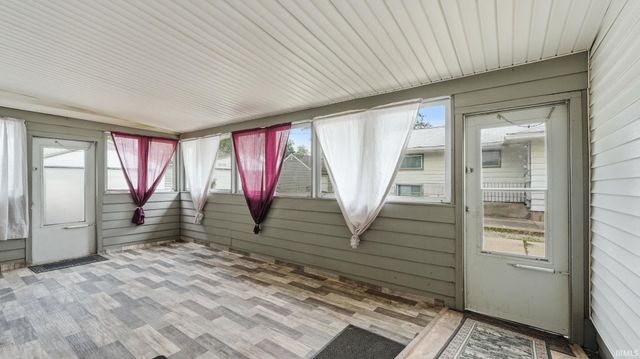 5525 Fairfield Avenue, Fort Wayne, IN 46807