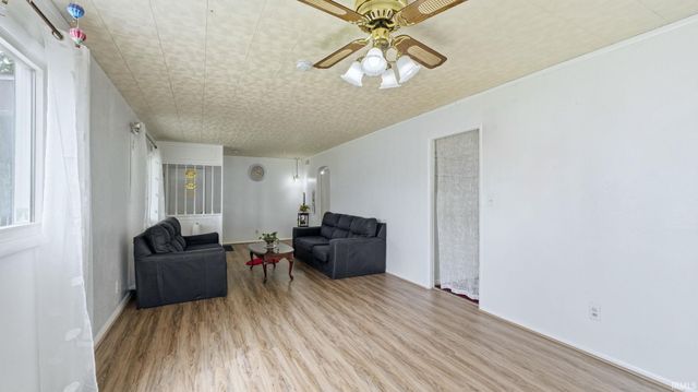 5525 Fairfield Avenue, Fort Wayne, IN 46807