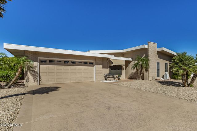 10926 W WELK Drive, Sun City, AZ 85373