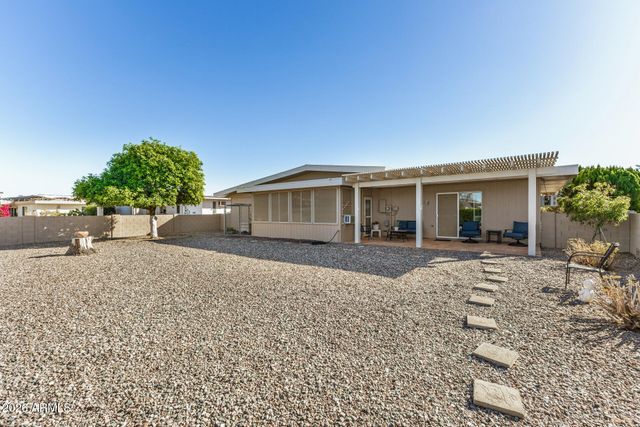 10926 W WELK Drive, Sun City, AZ 85373