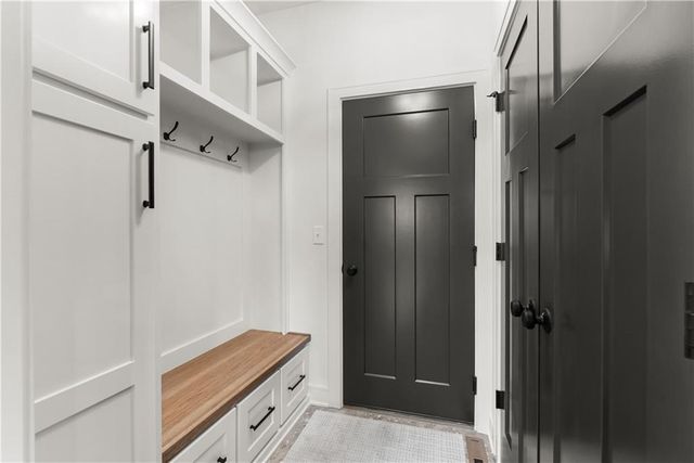 8904 N Clarion Avenue, Kansas City, MO 64153