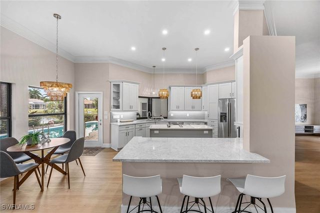 4896 Shearwater LN, Naples, FL 34119