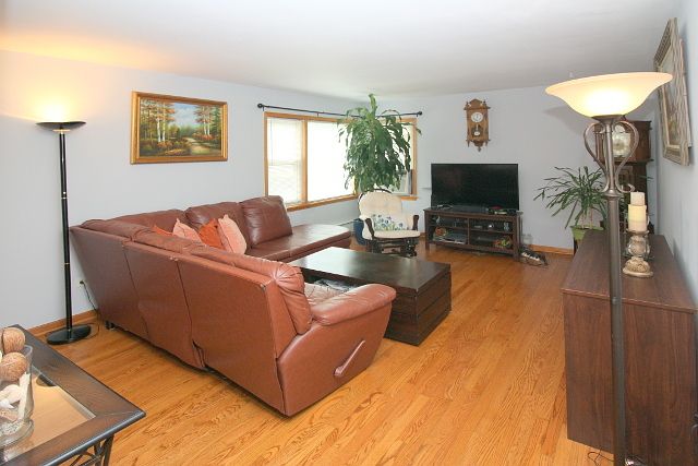 5824 W Higgins Avenue 2N, Chicago, IL 60630