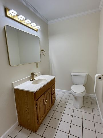 242 Dry Valley Rd, Cookeville, TN 38506