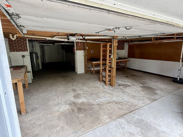 242 Dry Valley Rd, Cookeville, TN 38506