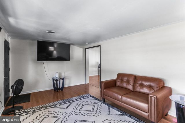 294 S JEFFERSON ST, Hanover, PA 17331