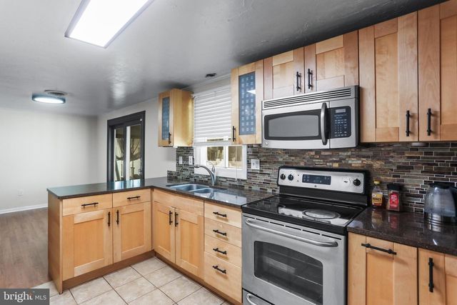294 S JEFFERSON ST, Hanover, PA 17331