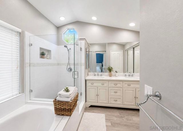 31996 Camino Marea, Temecula, CA 92592
