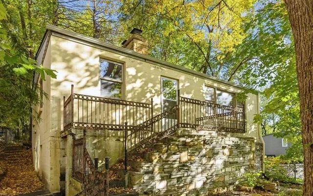 1941 Ewing Avenue S, Minneapolis, MN 55416