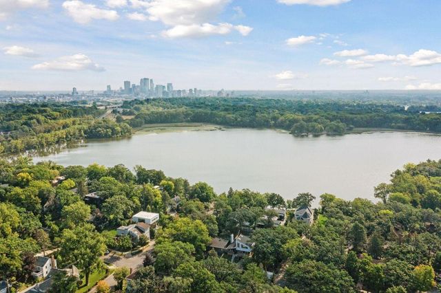 1941 Ewing Avenue S, Minneapolis, MN 55416