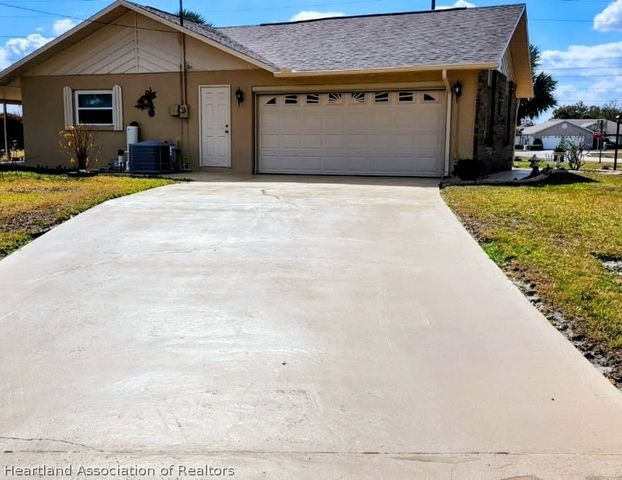 106 Longview Road, Sebring, FL 33870