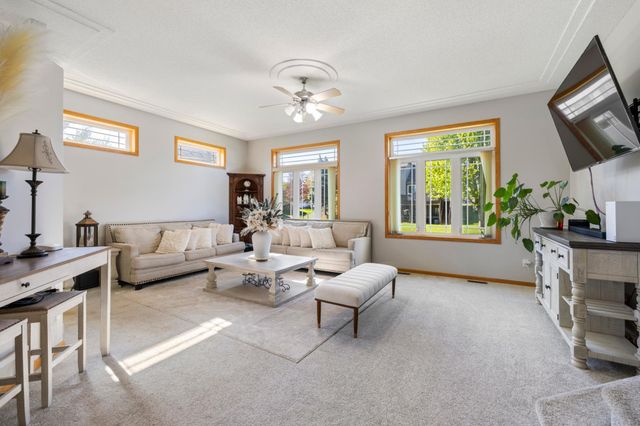 19855 Burlington Path, Farmington, MN 55024