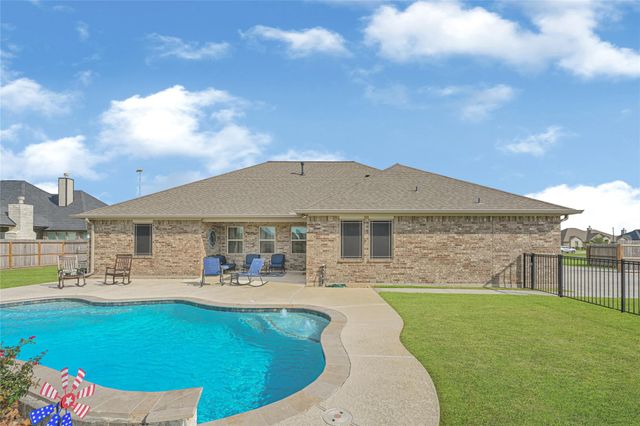 4542 Pineloch Bayou Drive, Baytown, TX 77523