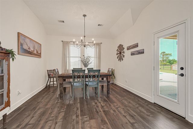 4542 Pineloch Bayou Drive, Baytown, TX 77523
