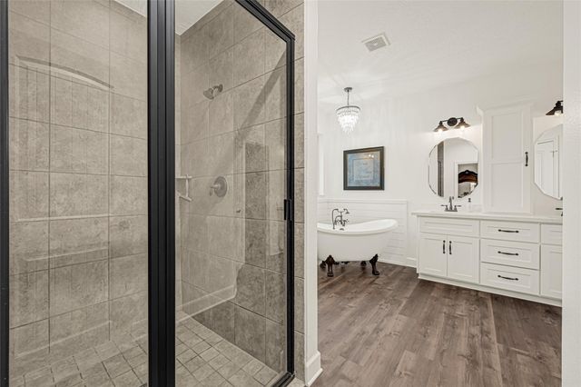 4542 Pineloch Bayou Drive, Baytown, TX 77523
