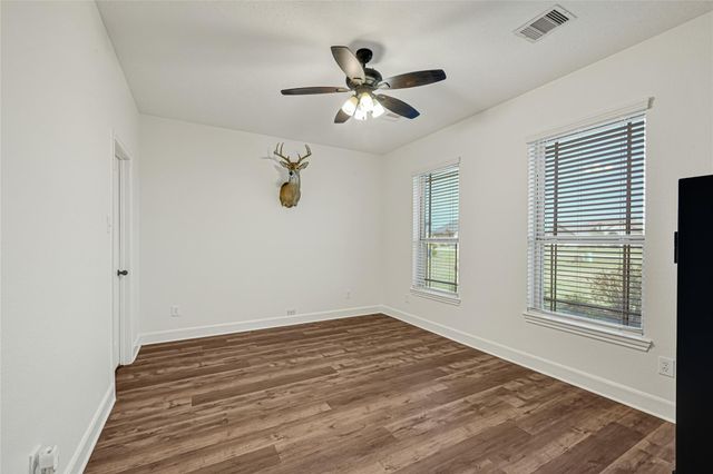 4542 Pineloch Bayou Drive, Baytown, TX 77523