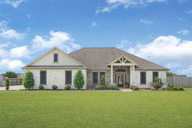 4542 Pineloch Bayou Drive, Baytown, TX 77523