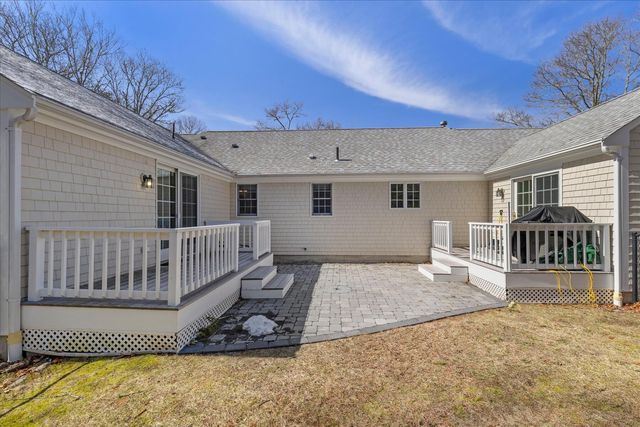 1820 Santuit Newtown Road, Cotuit, MA 02635