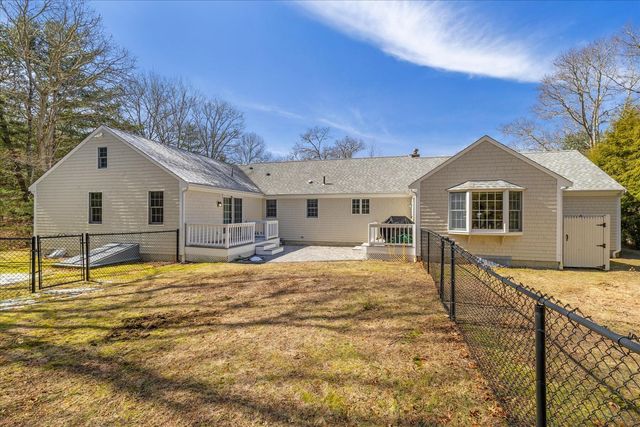 1820 Santuit Newtown Road, Cotuit, MA 02635