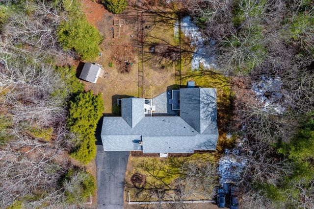 1820 Santuit Newtown Road, Cotuit, MA 02635