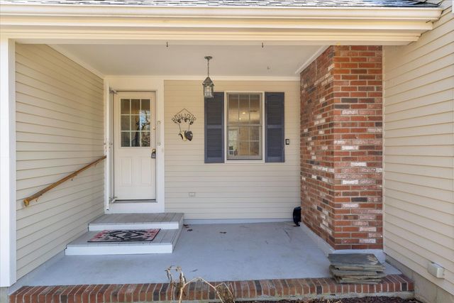 1820 Santuit Newtown Road, Cotuit, MA 02635