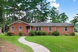 907 Lakeside NW Drive, Wilson, NC 27896
