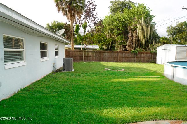106 RIVER Drive, East Palatka, FL 32131