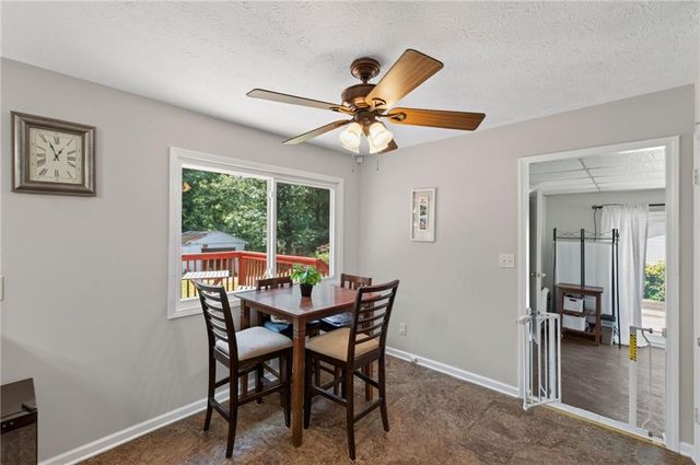 877 King Drive, Conyers, GA 30094