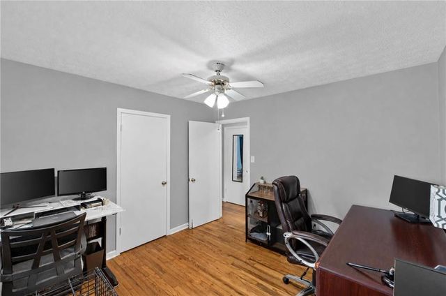 877 King Drive, Conyers, GA 30094