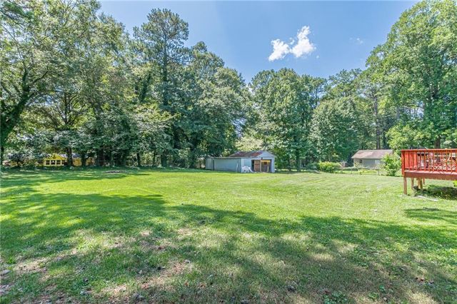 877 King Drive, Conyers, GA 30094