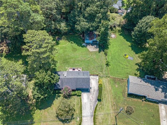 877 King Drive, Conyers, GA 30094