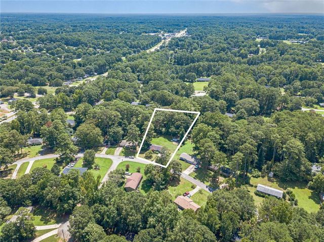 877 King Drive, Conyers, GA 30094