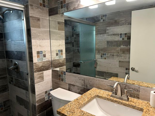 140 Lake Nancy Lane 115, West Palm Beach, FL 33411