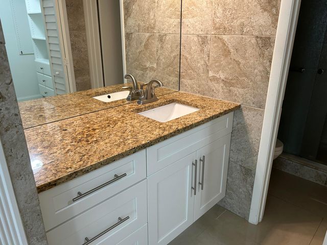 140 Lake Nancy Lane 115, West Palm Beach, FL 33411