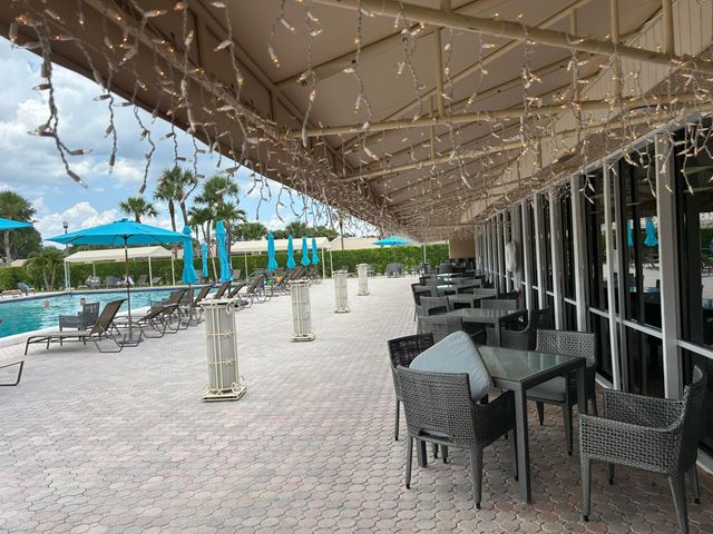 140 Lake Nancy Lane 115, West Palm Beach, FL 33411