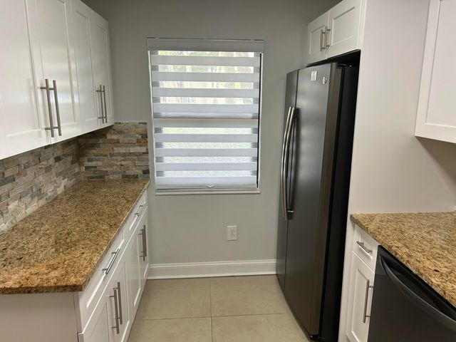 140 Lake Nancy Lane 115, West Palm Beach, FL 33411