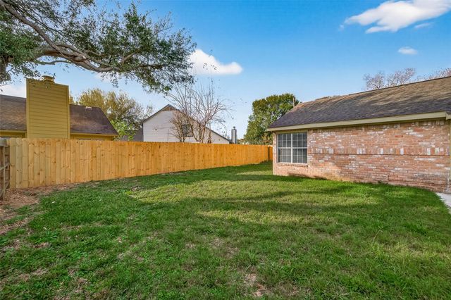 11911 Green Glade Drive, Houston, TX 77099