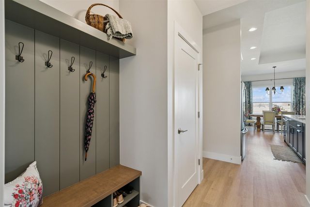 2709 Arbor Ridge Road, Cedar Falls, IA 50613